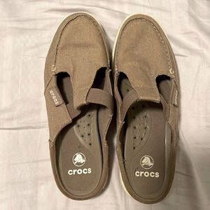 Canvas slide on Crocs like new size 6
